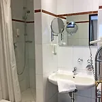 Haus Am Zoo فندق