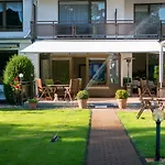 Haus Am Zoo فندق