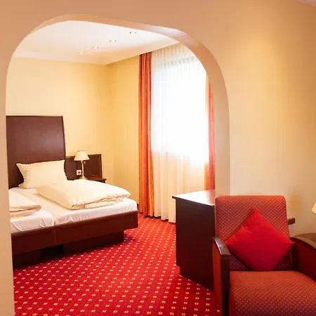 Hotel Haus Am Zoo 3*